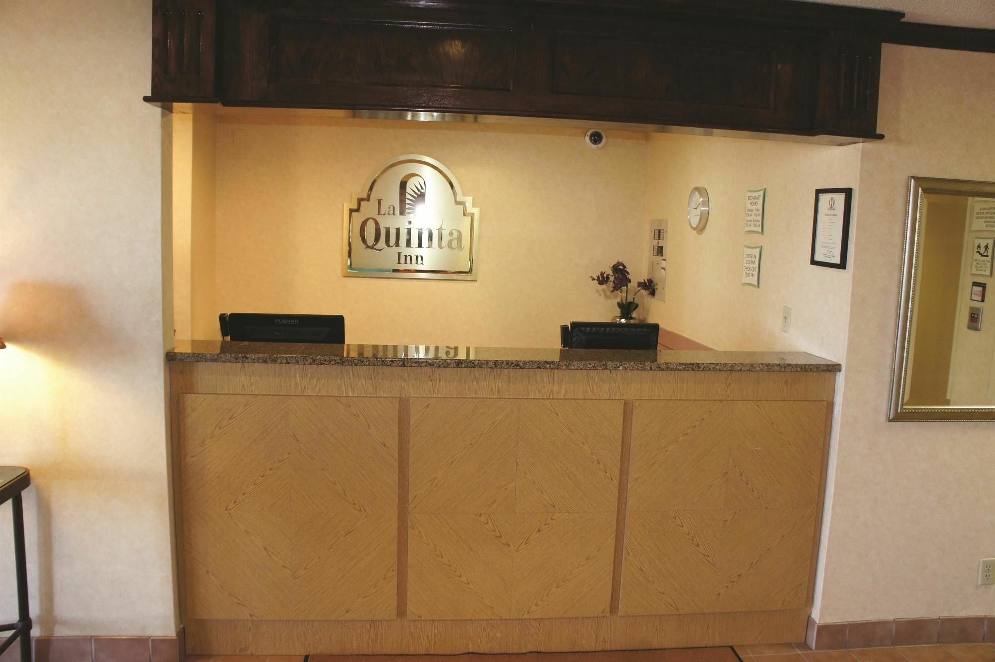 La Quinta Inn By Wyndham St. Louis Hazelwood - Airport North Экстерьер фото